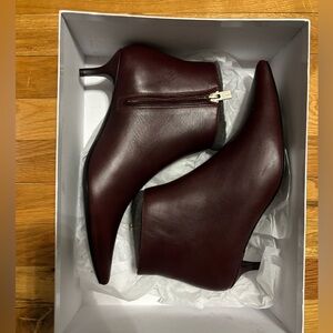 NWT! Anine Bing Elegant Burgundy Ankle Boots